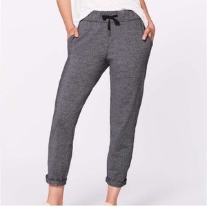 Lululemon On the Fly Pants - Size 12